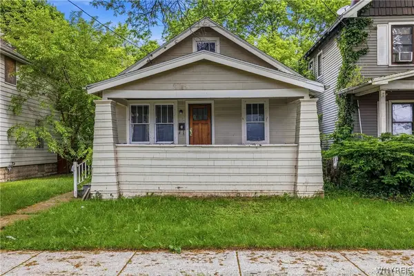 2248 Willow Avenue, Niagara Falls, NY 14305
