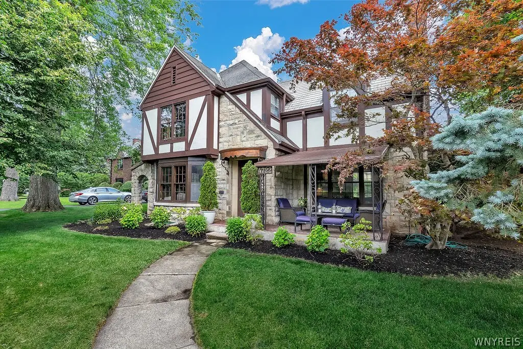 4722 Main Street, Buffalo, NY 14226 - #1