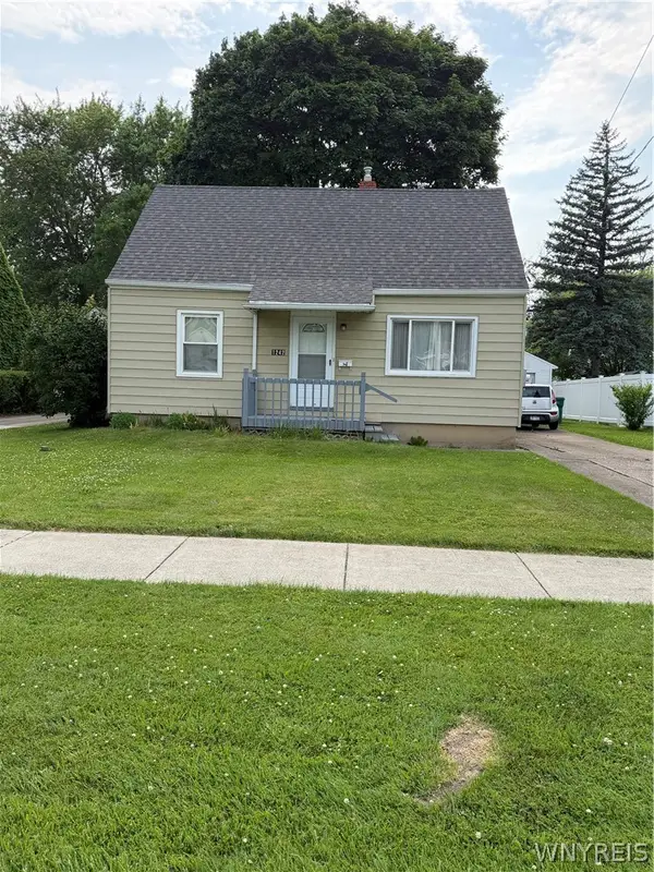 1242 87th Street, Niagara Falls, NY 14304