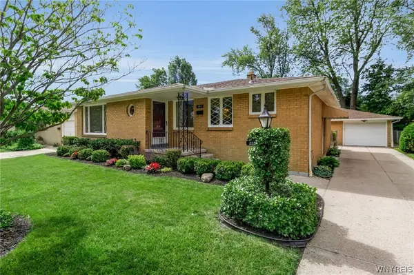 203 Forest Hill Drive, Amherst, NY 14221