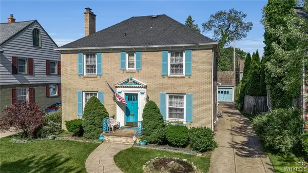 63 Grosvenor Road, Buffalo, NY 14223