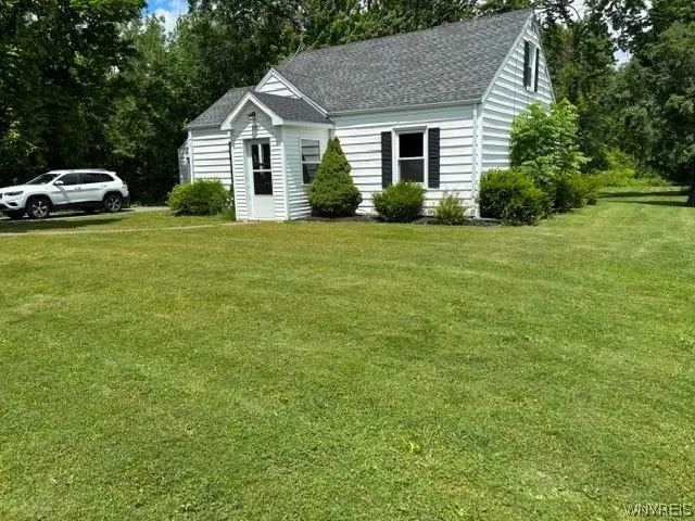 10889 Maple Ridge Road, Medina, NY 14103 - #2