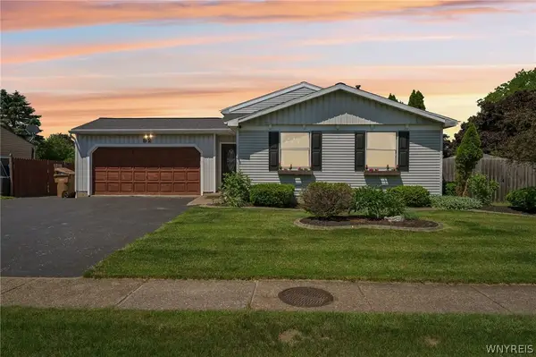 92 Woodgate Drive, Buffalo, NY 14227