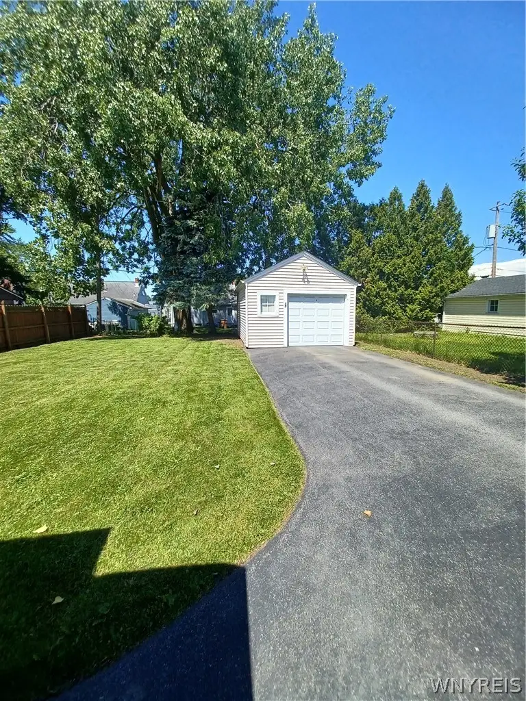 37 S Glidden Street, Buffalo, NY 14206 - #2