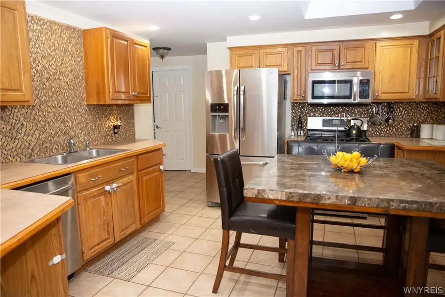 25 Karen Lane, Depew, NY 14043 - #3