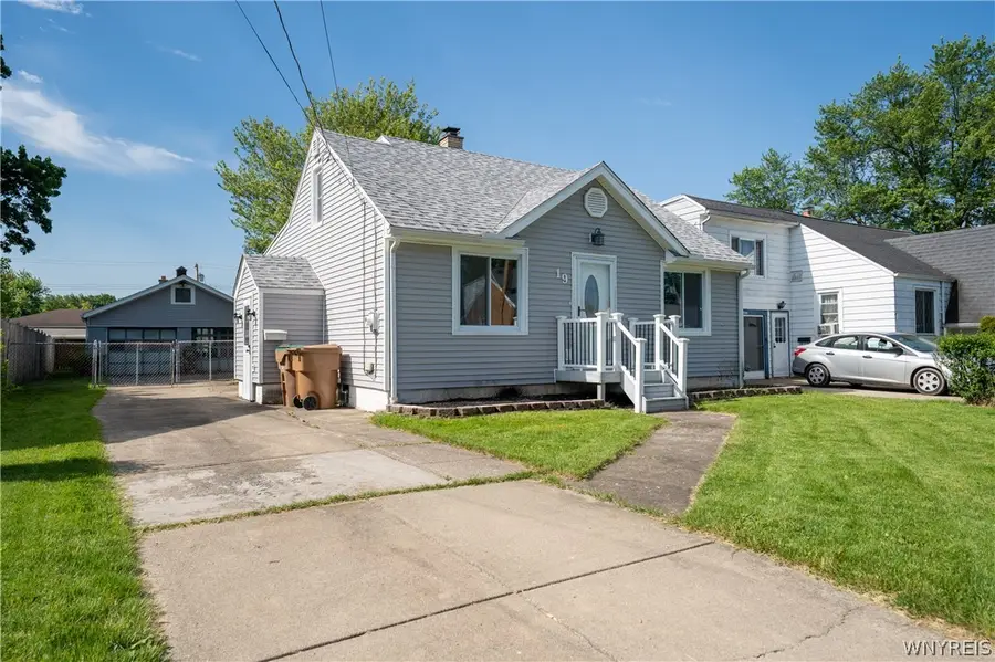 19 Wellworth Place, Buffalo, NY 14225 - #3