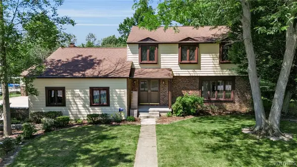 105 Northington Drive, East Amherst, NY 14051
