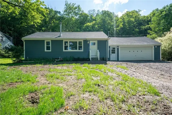 8669 Sisson Highway, Eden, NY 14057