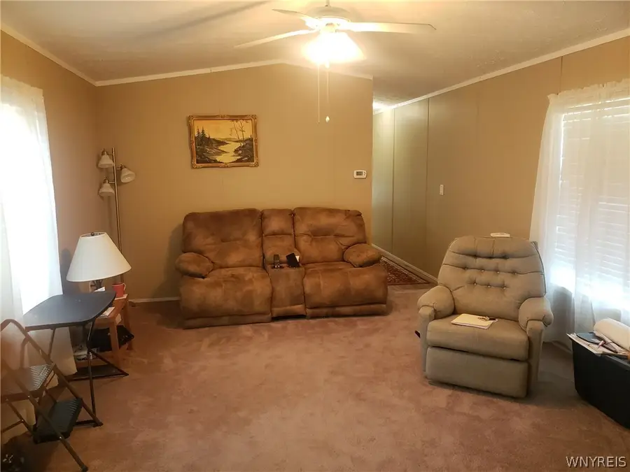 46 Lakewood Village, Medina, NY 14103 - #2