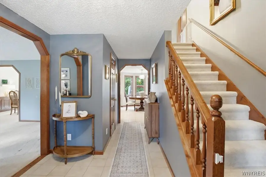 110 Londonderry Lane, Getzville, NY 14068 - #2