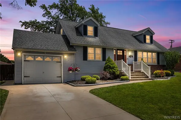 23 Greenbranch Road, West Seneca, NY 14224