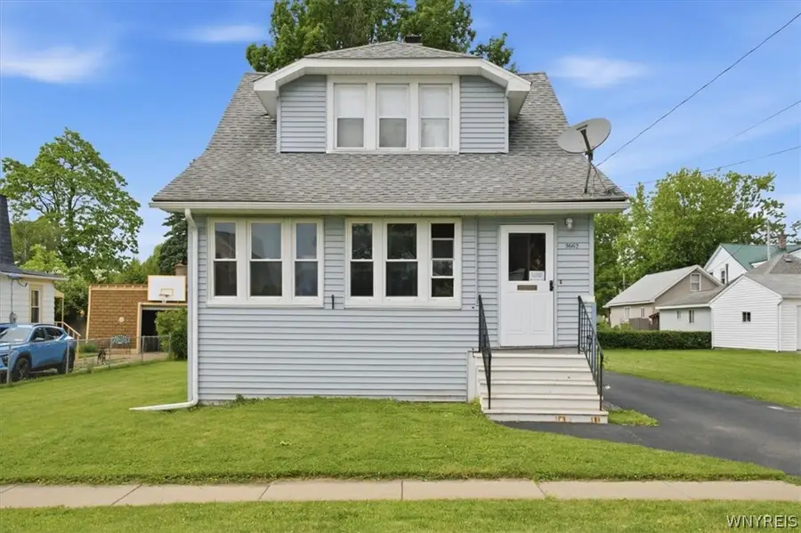 3662 6th Street, Buffalo, NY 14219 - #2