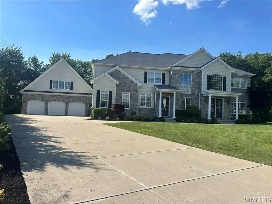 9822 Willowleaf Court, Clarence Center, NY 14032 - #2