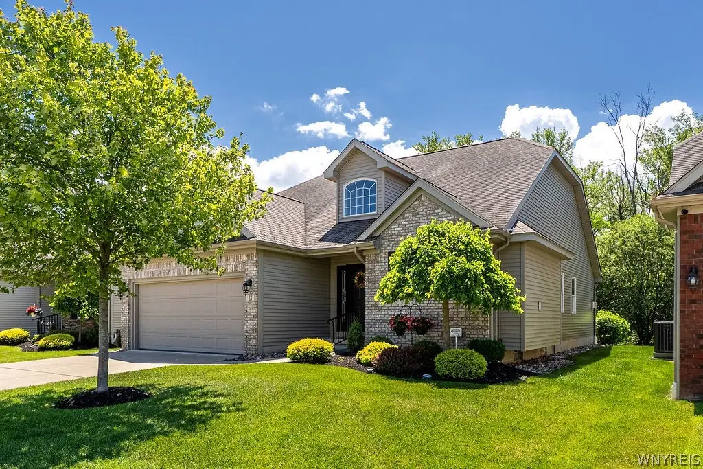 13 Logan Lane, Lancaster, NY 14086 - #1