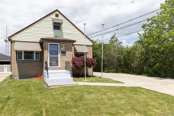 106 Aspinwood Place, Buffalo, NY 14223