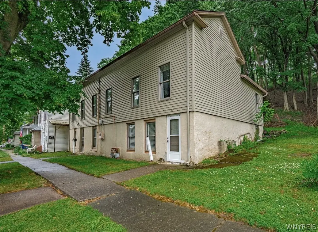 92 Garden Street, Lockport, NY 14094 - #1