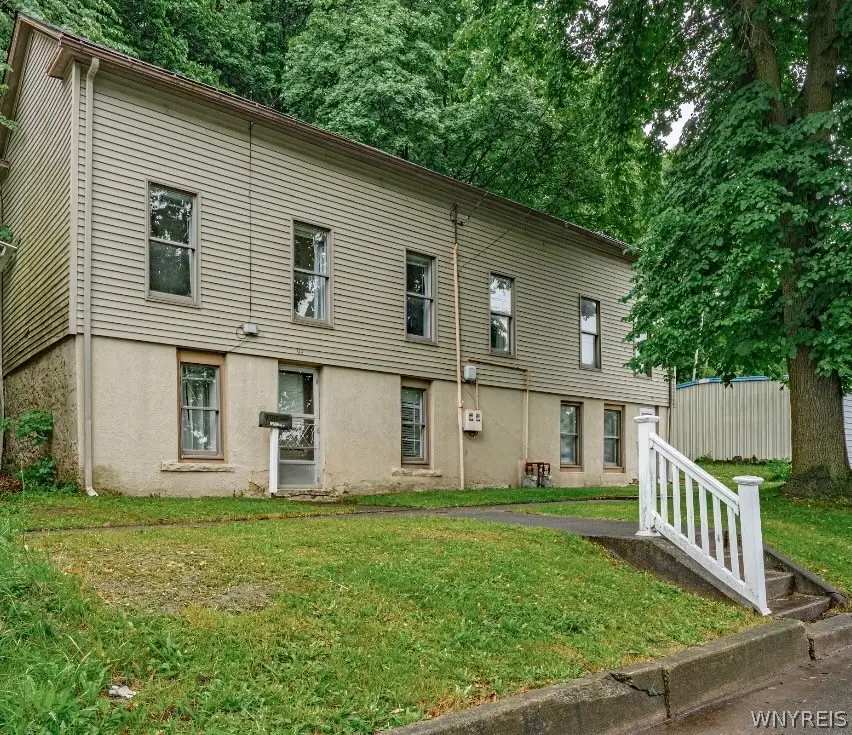 92 Garden Street, Lockport, NY 14094 - #2