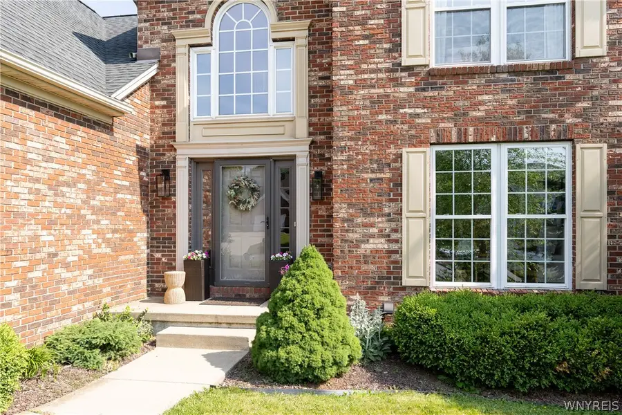 6 Lynchburg Court, Orchard Park, NY 14127 - #2