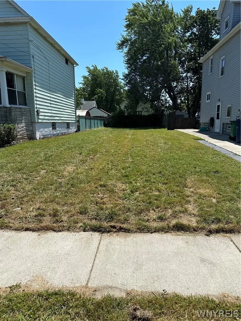 235 Columbus Avenue, Buffalo, NY 14220 - #1