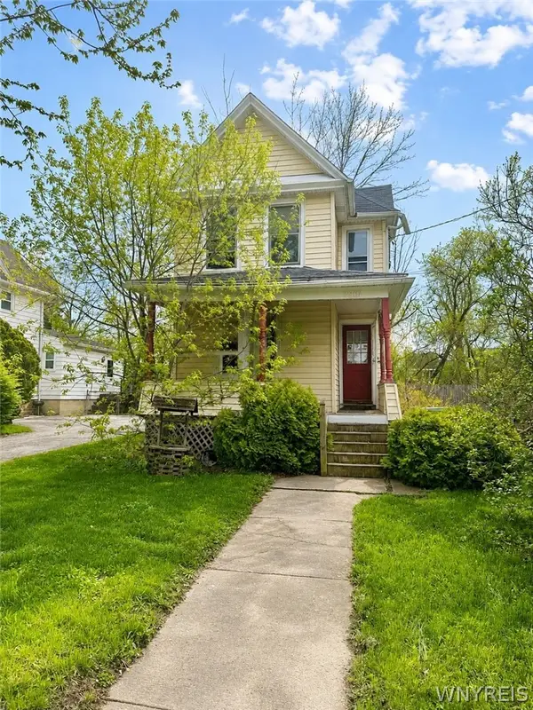 2961 Mckoon Avenue, Niagara Falls, NY 14305