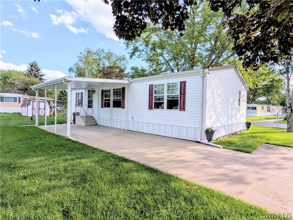 1067 Brookwood Drive, Derby, NY 14047 - #1