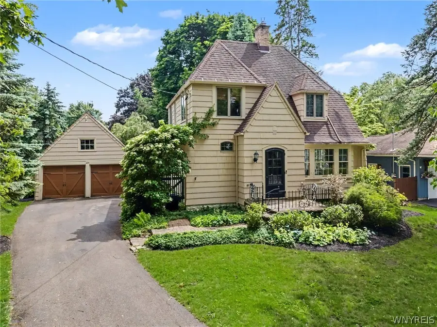 266 Highland Avenue, Hamburg, NY 14075 - #2