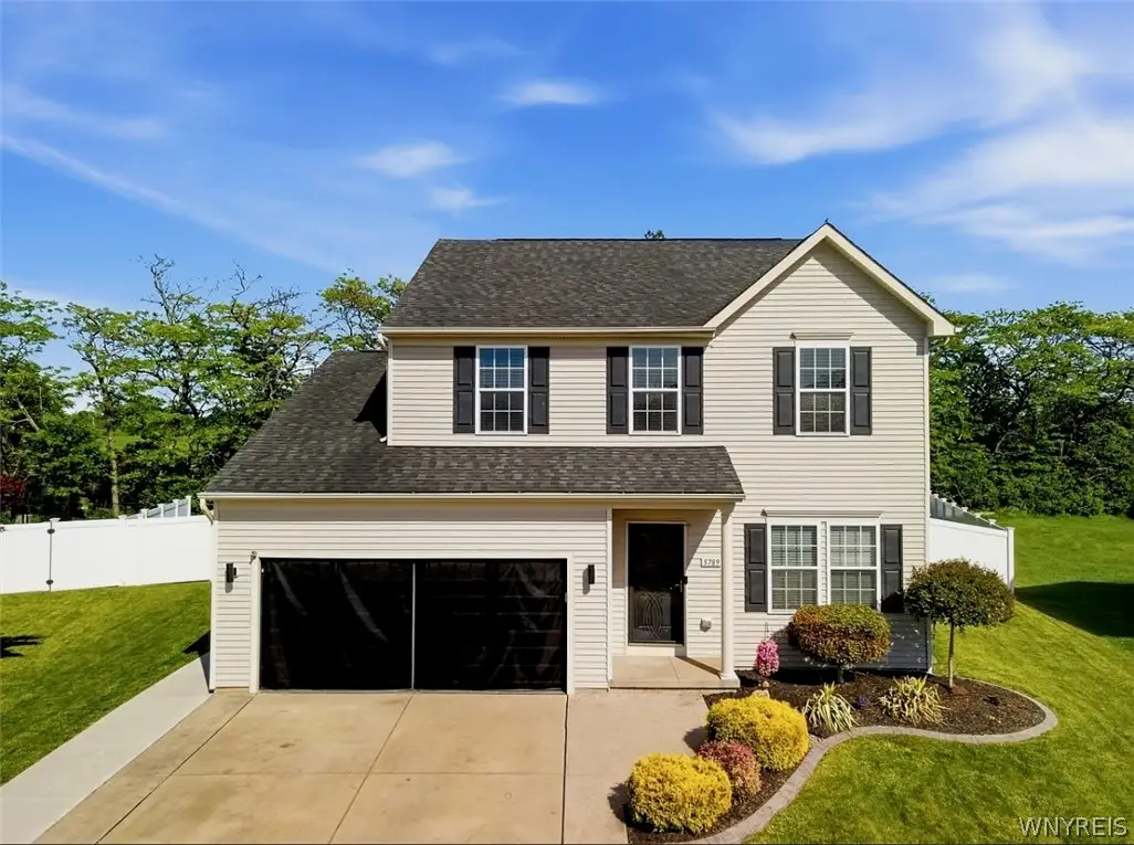 5789 Willow Creek Lane, Sanborn, NY 14132 - #1