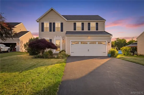 5784 Willow Creek Lane, Sanborn, NY 14132