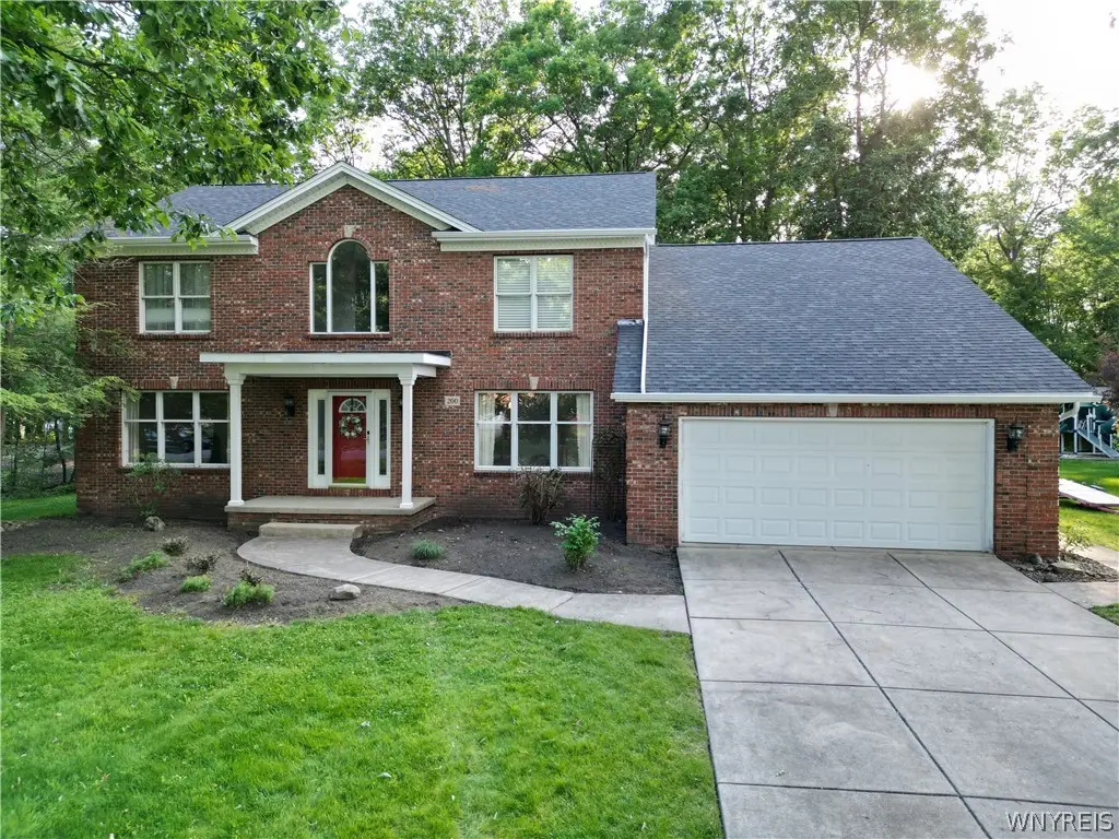 200 Deerwood Lane, Grand Island, NY 14072 - #1