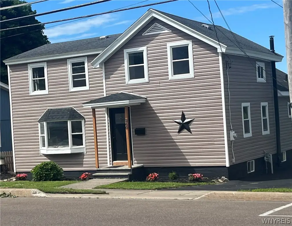 240 Syracuse Avenue, Oswego, NY 13126 - #1