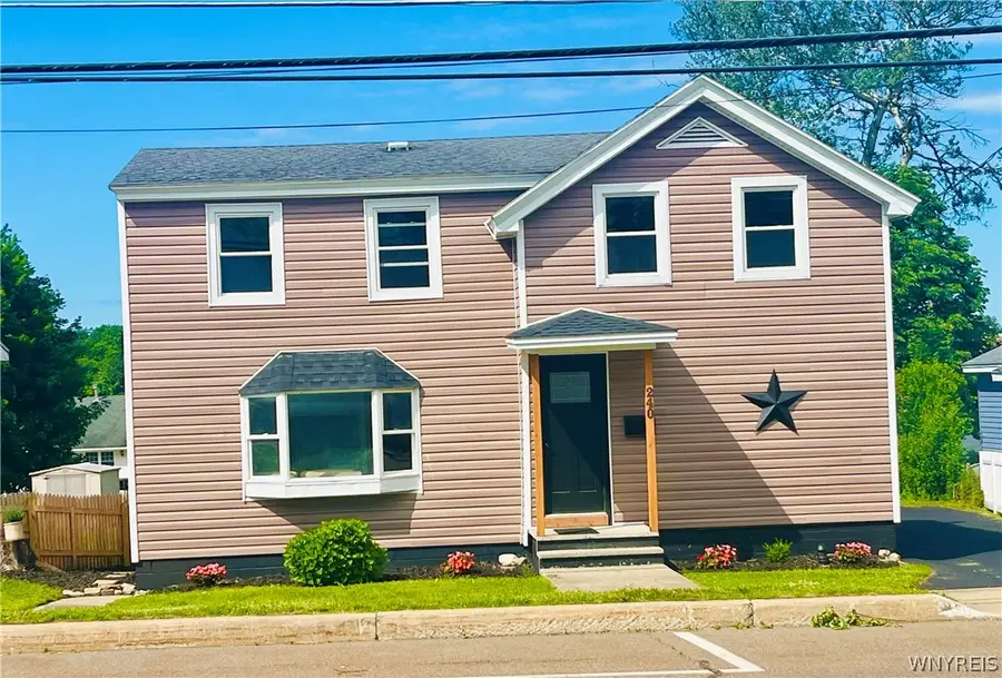 240 Syracuse Avenue, Oswego, NY 13126 - #2