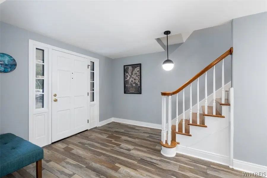 7217 Quaker Road, Orchard Park, NY 14127 - #2