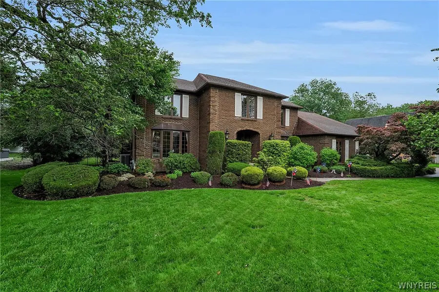 219 Forestview Drive, Williamsville, NY 14221 - #2