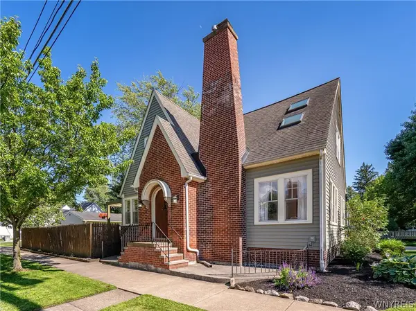 214 Roycroft Boulevard, Buffalo, NY 14226