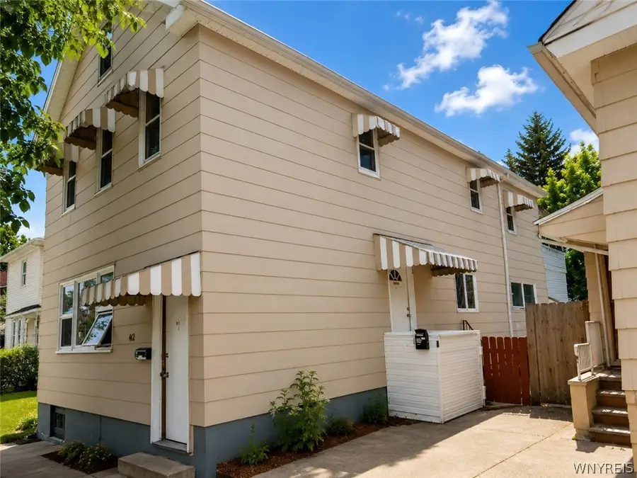 442 18th Street, Niagara Falls, NY 14303 - #2