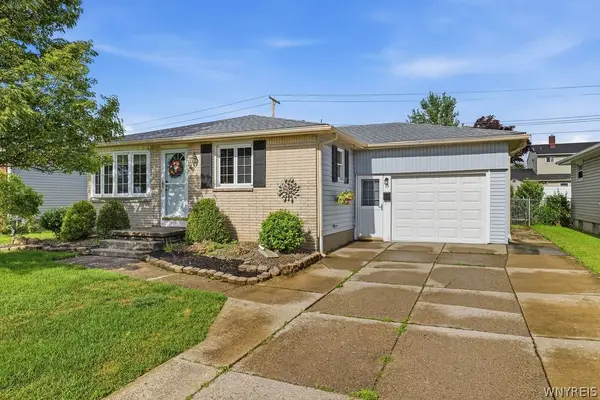49 Caroline Lane, Depew, NY 14043