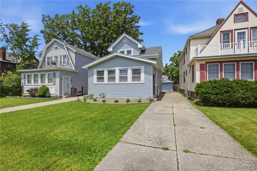 216 Sanders Road, Buffalo, NY 14216 - #2