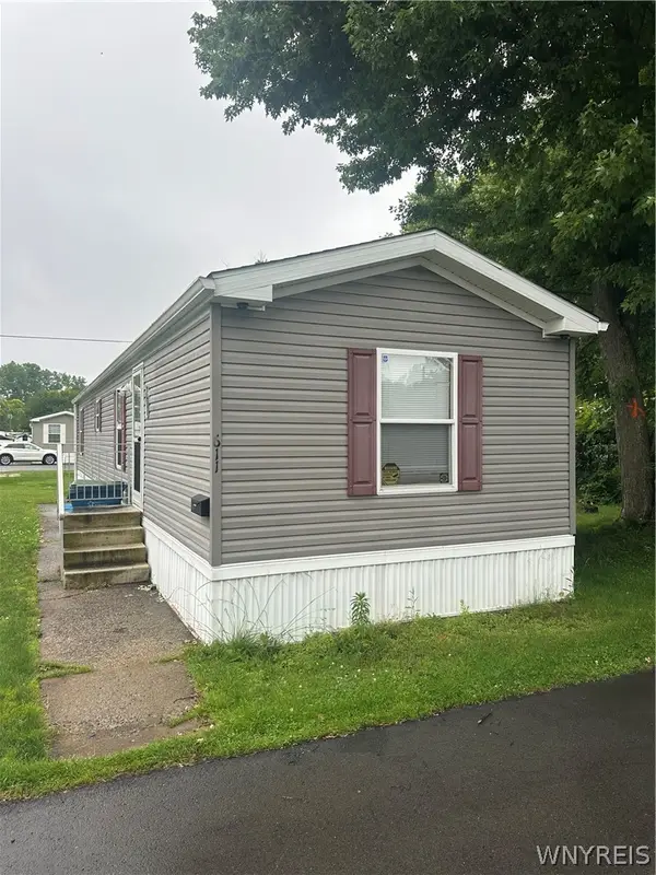 611 C Street, Niagara Falls, NY 14304