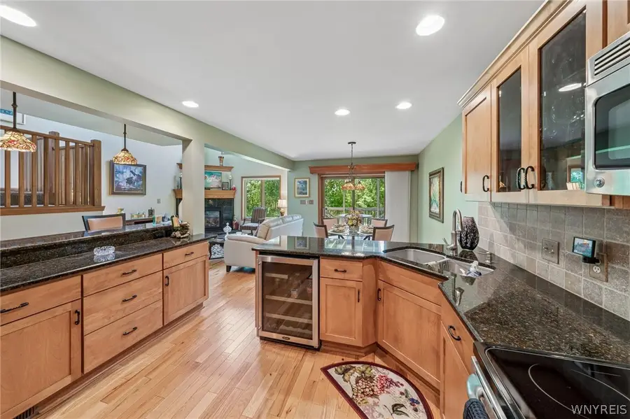 819 Carriage Lane, Lewiston, NY 14092 - #3