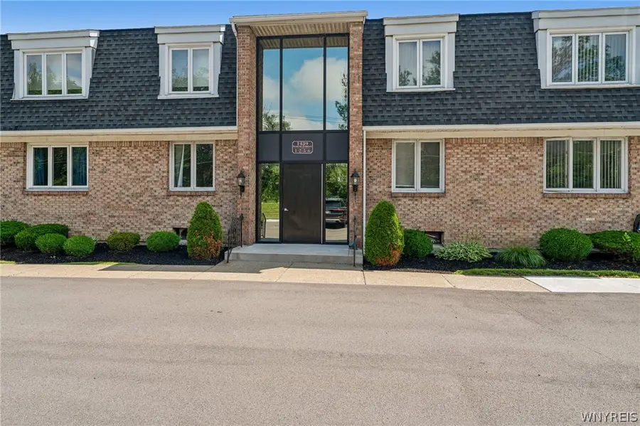 1439 N Forest Road #5, Amherst, NY 14221 - #2