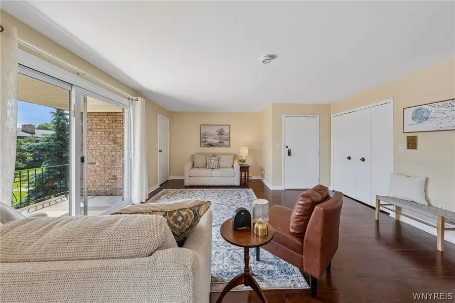 1439 N Forest Road #5, Amherst, NY 14221 - #3