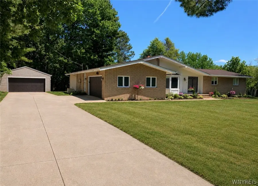 8 Drake Ext Avenue, Silver Creek, NY 14136 - #2