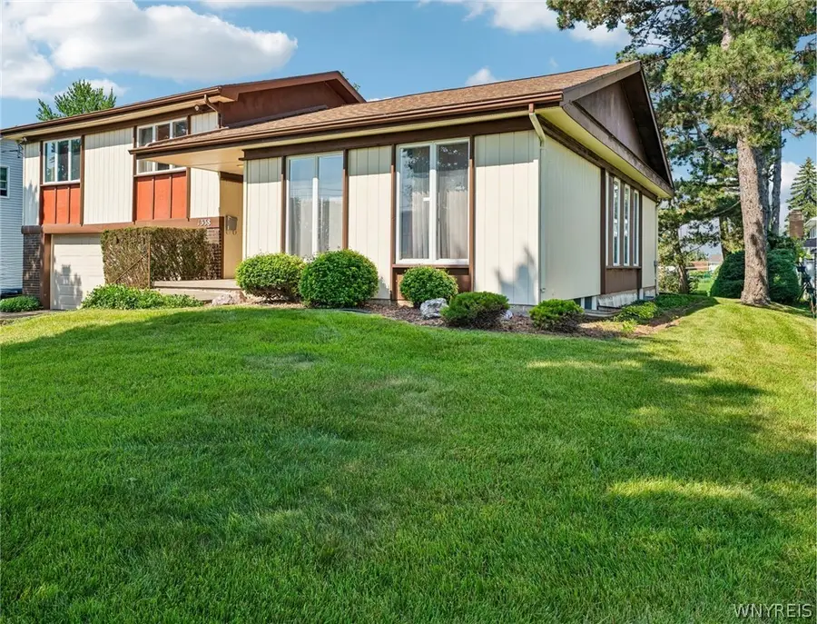 1338 95th Street, Niagara Falls, NY 14304 - #2