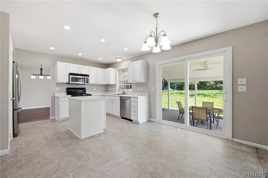 2178 Fox Chase Road, Lake View, NY 14085 - #3