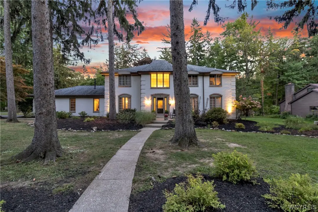 5 Greenwood Drive, Orchard Park, NY 14127 - #1
