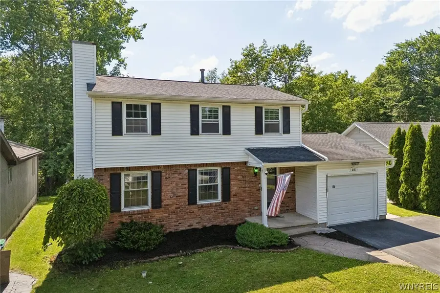 215 Brockmoore Drive, East Amherst, NY 14051 - #3