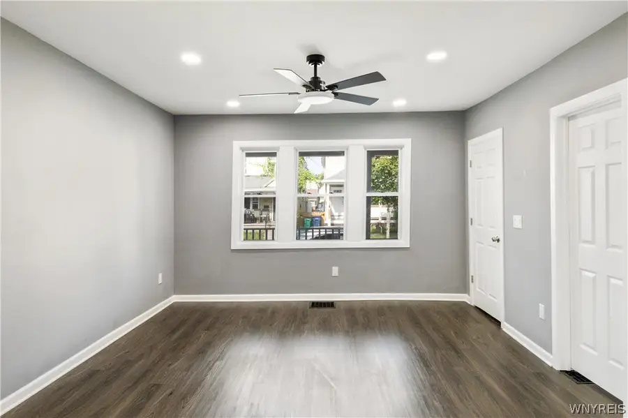 197 Thompson Street, Buffalo, NY 14207 - #2