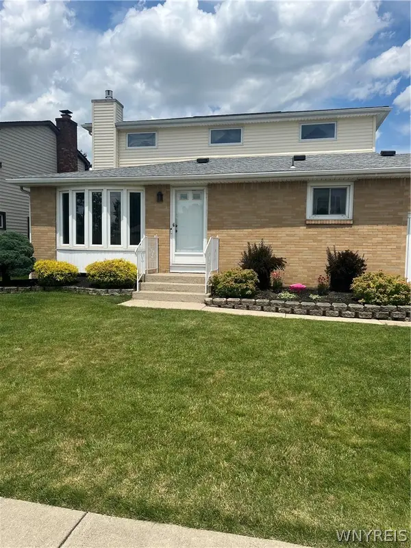 80 Knollwood Drive, Buffalo, NY 14227