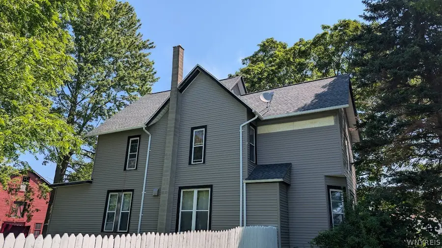 285 S Niagara Street, Lockport, NY 14094 - #2