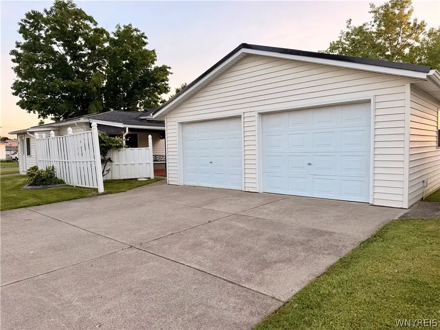 96 Della Drive, Buffalo, NY 14218 - #3